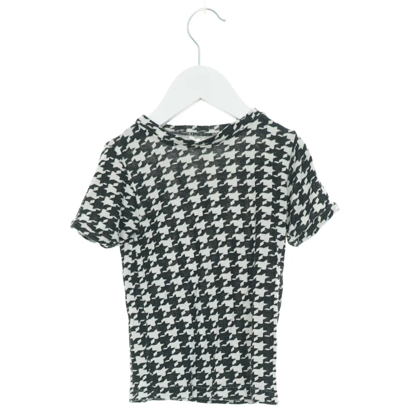 T-Shirt (str. 98 cm)