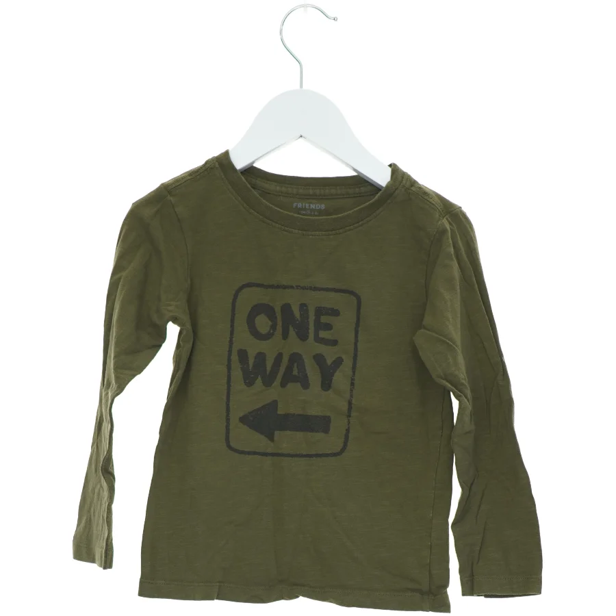 Bluse fra Friends (str. 104 cm)