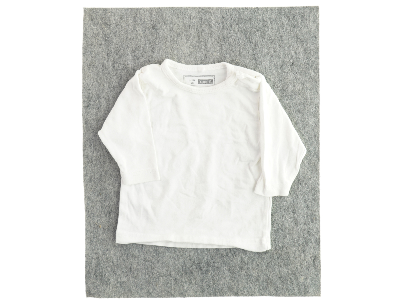 Bluse fra Name it (str. 56)