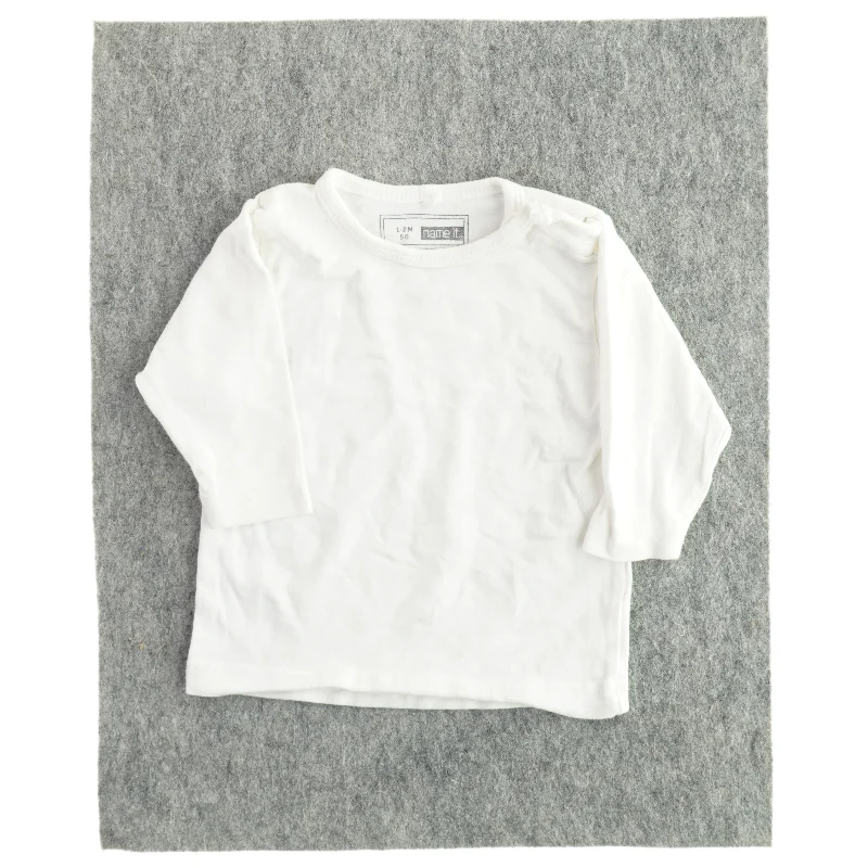 Bluse fra Name it (str. 56)