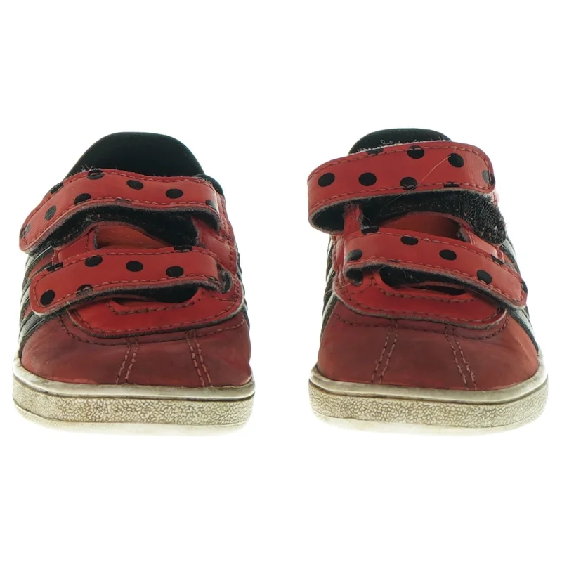 Sneakers fra Adidas (str. 21)