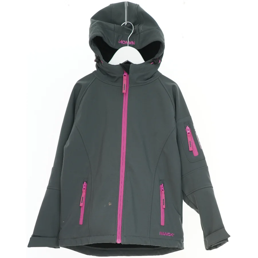 Softshell jakke med hætte fra NANOK (str. 128)