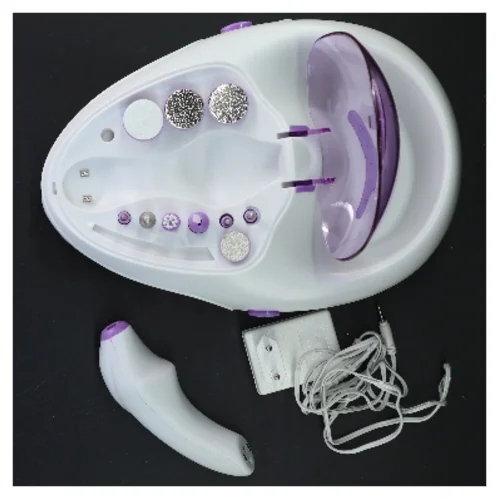 Quigg manicure og pedicure sæt fra Quigg (str. 25 cm)