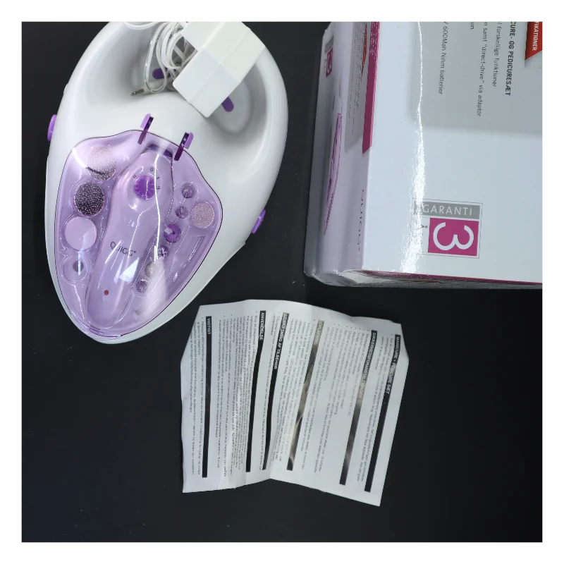 Quigg manicure og pedicure sæt fra Quigg (str. 25 cm)