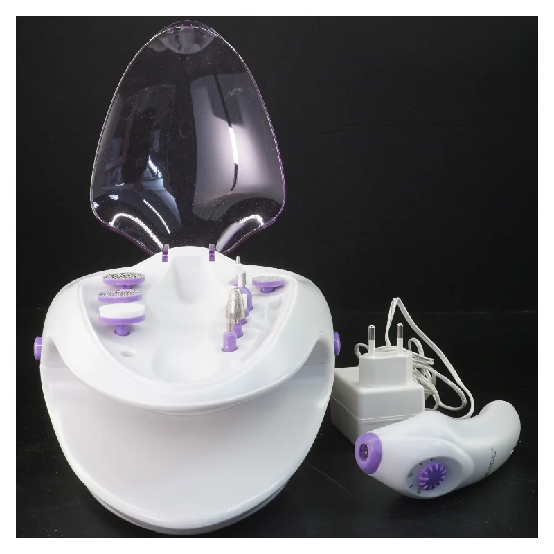 Quigg manicure og pedicure sæt fra Quigg (str. 25 cm)