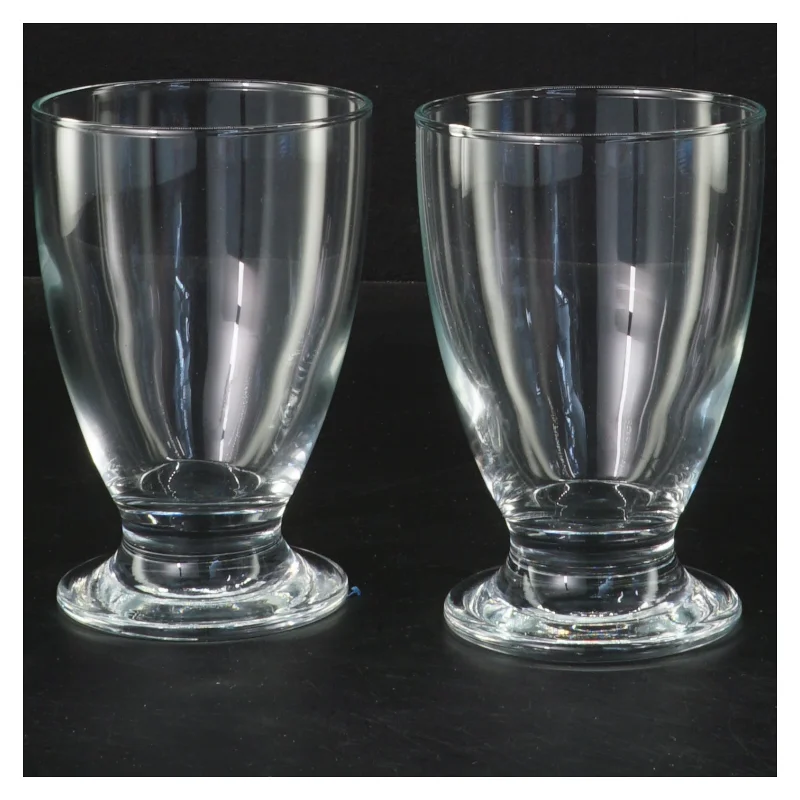 To glas (str. 2 styk. ø. 7,5 cm. længde. 11,5 cm)