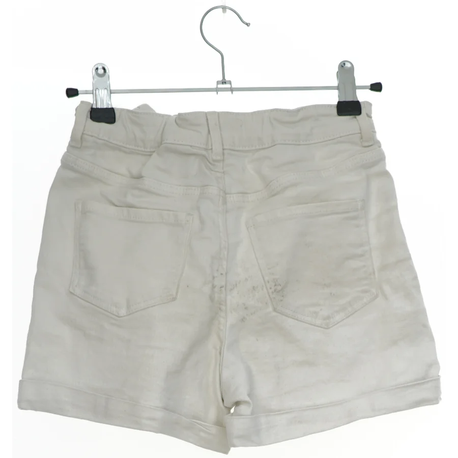 Hvide shorts fra H&M (str. 146)
