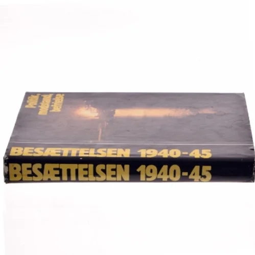 Besættelsen 1940-45 bog fra Politikens Forlag