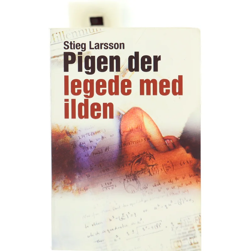 Pigen Der Legede Med Ilden (Millennium, 2. Bind) af Stieg Larsson (Bog)
