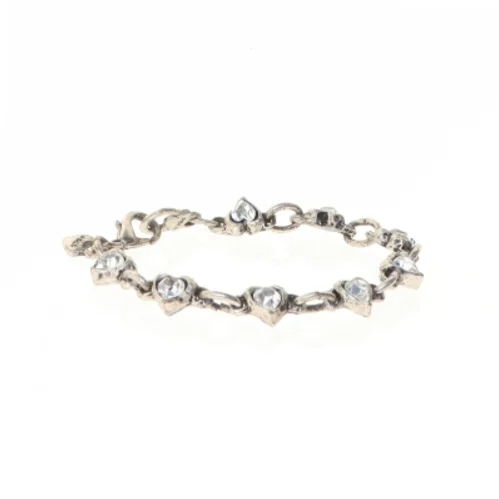 Hjerteformet sølvfarvet armbånd med rhinsten (str. Kede 21 komma 5 cm)