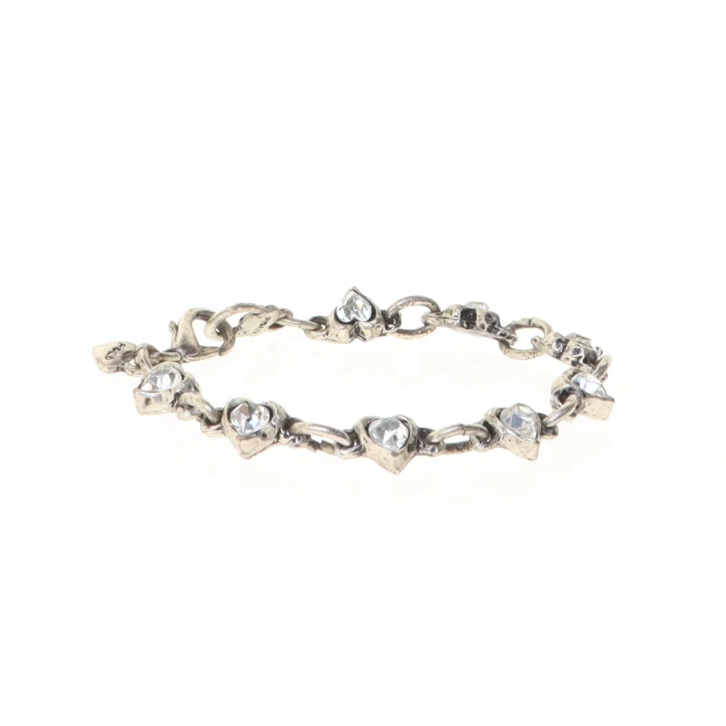 Hjerteformet sølvfarvet armbånd med rhinsten (str. Kede 21 komma 5 cm)
