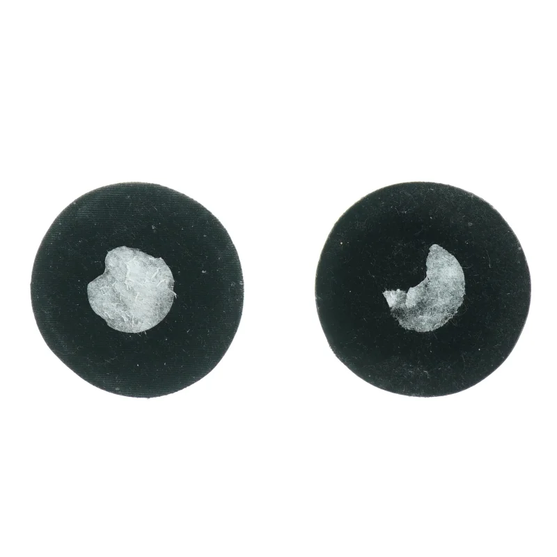 Sølvfarvede lysestager (str. 27 x 8 cm)