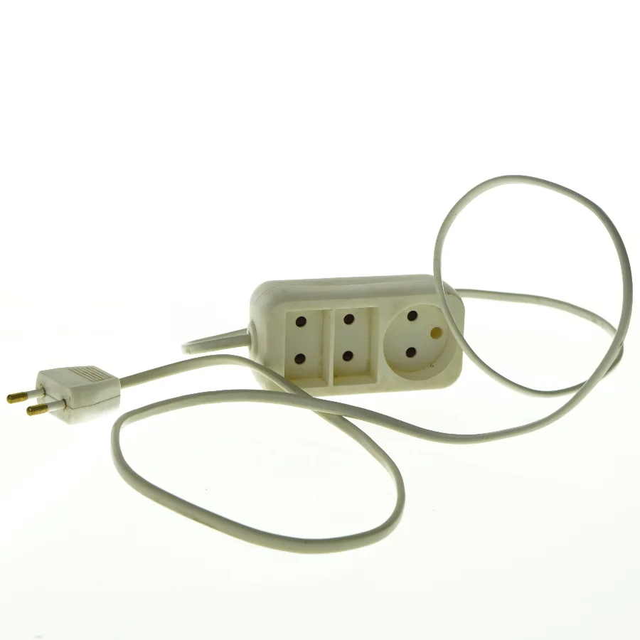 Hvid forlængerledning med 3 udtag