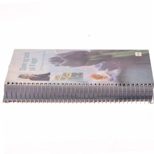 Slank og sund på 8 uger : Lene Hanssons wellness program af Lene Hansson (Bog)