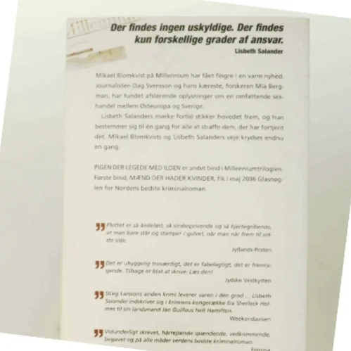 Pigen Der Legede Med Ilden (Millennium, 2. Bind) af Stieg Larsson (Bog)