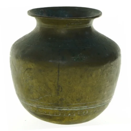Gammel messing vase (str. 13 x 13 cm)
