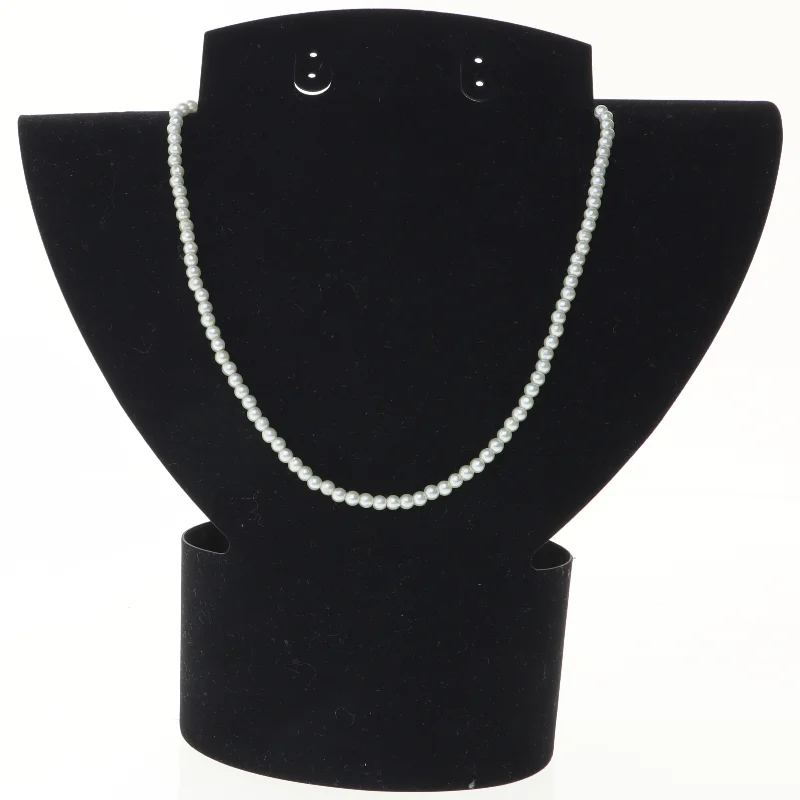 Perlehalskæde med guldlås (str. Kæde 41 cm)