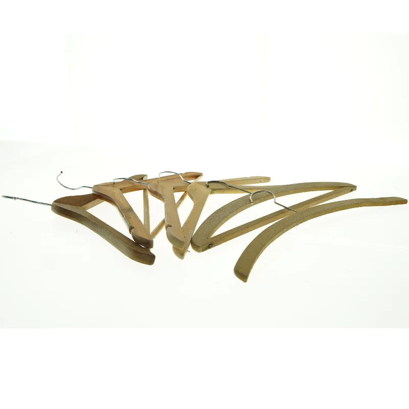 Træbøjler (str. 44 cm)