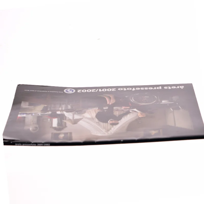 Årets pressefoto bog 2001/2002