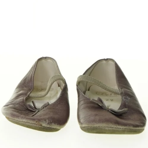 Sko fra Pepe (str. 22)