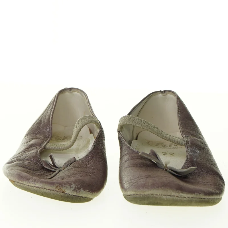 Sko fra Pepe (str. 22)