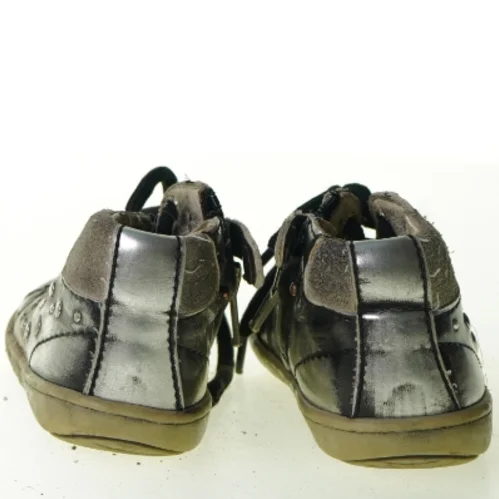 Sko fra Primigi (str. Two)