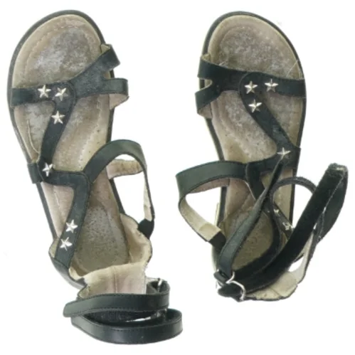 Sandaler (str. 28)