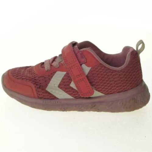 Sko fra Hummel (str. 26)