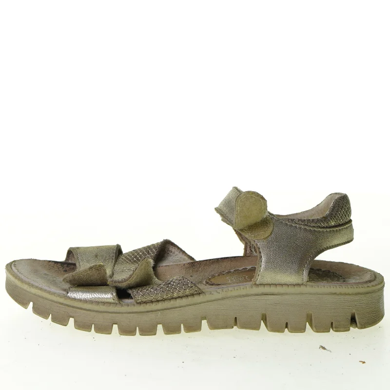 Sandaler fra Primigi (str. 33)