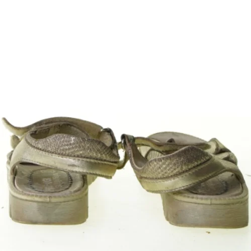 Sandaler fra Primigi (str. 33)