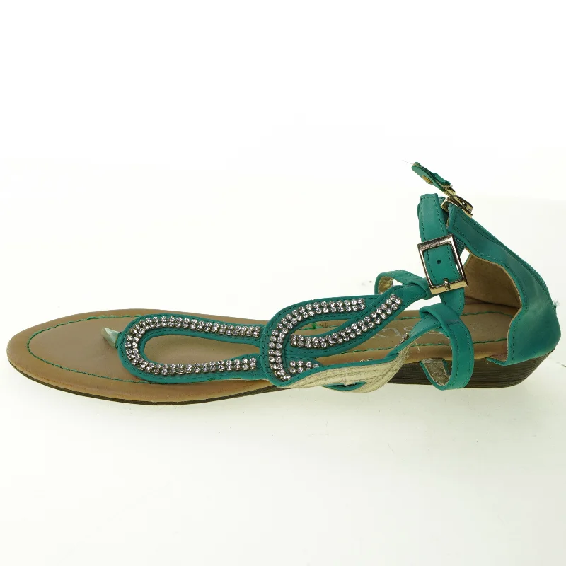 Sandaler fra Kesly (str. 40)