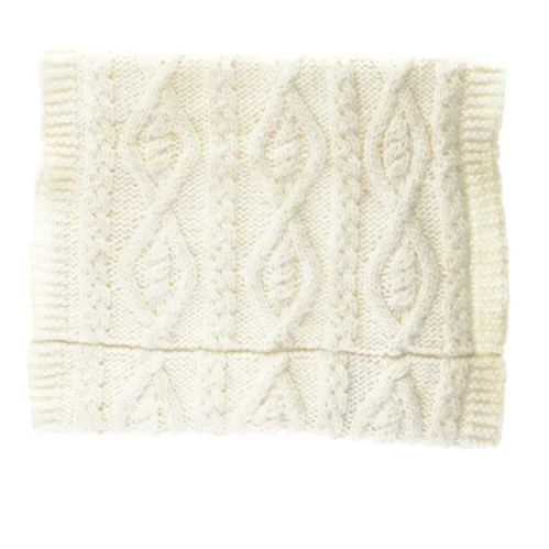 Halsedisse i strik fra H&M (str. 40 x 65 cm)