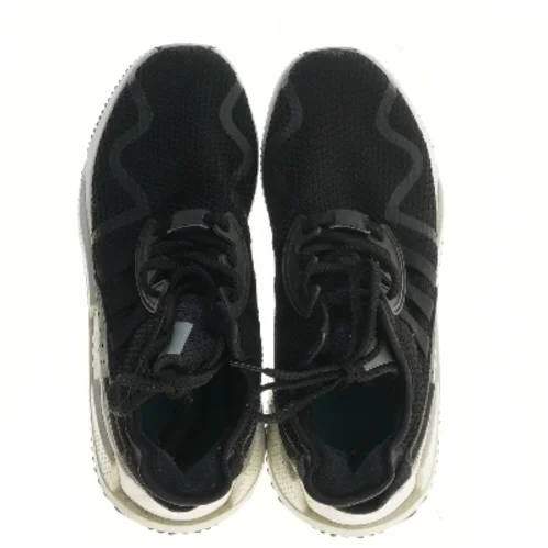 Sort sneaker, størrelse 42 fra Equipment (str. 42 )