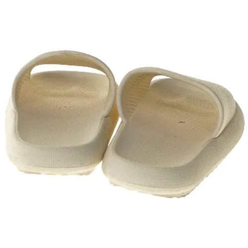 Cremefarvede hjemmesko (str. 40-41 cm)