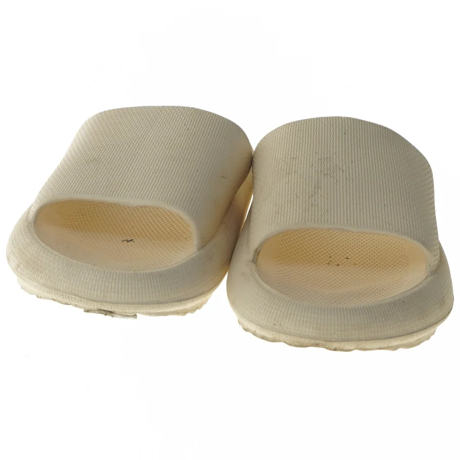 Cremefarvede hjemmesko (str. 40-41 cm)