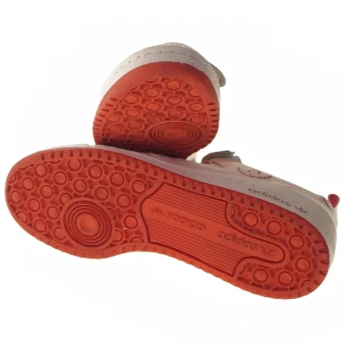 Sneakers fra Adidas str. 40,5  (str. 40,5 )