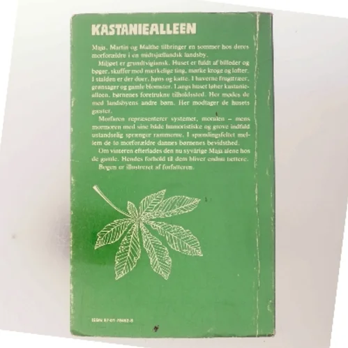 Kastanie Alleen af Dea Trier Mørch (Bog)