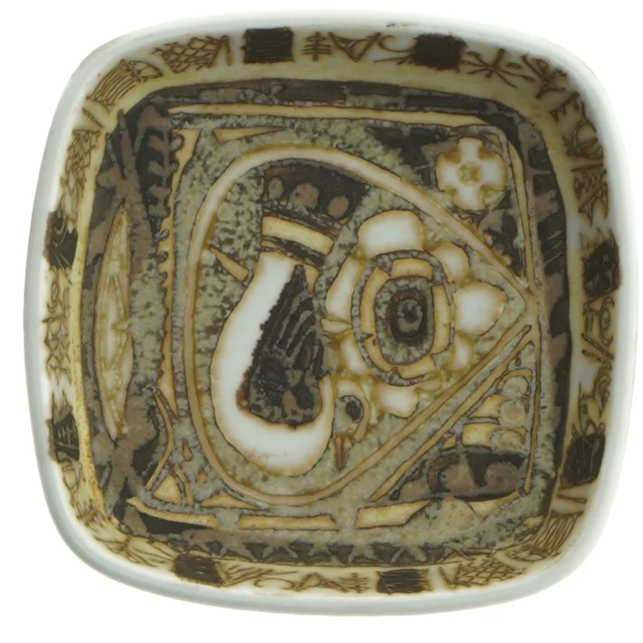 Fajance fade fra Royal Copenhagen (str. 10 cm. og 15 cm)