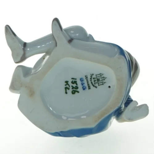 Royal Copenhagen figur af pige fra B&G (str. 9x10 cm)