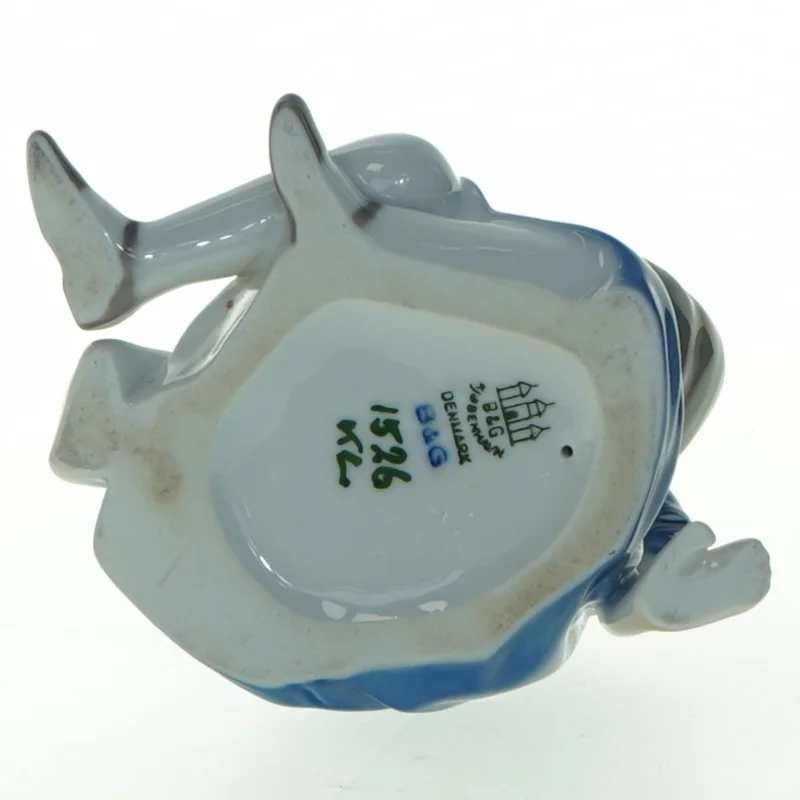 Royal Copenhagen figur af pige fra B&G (str. 9x10 cm)