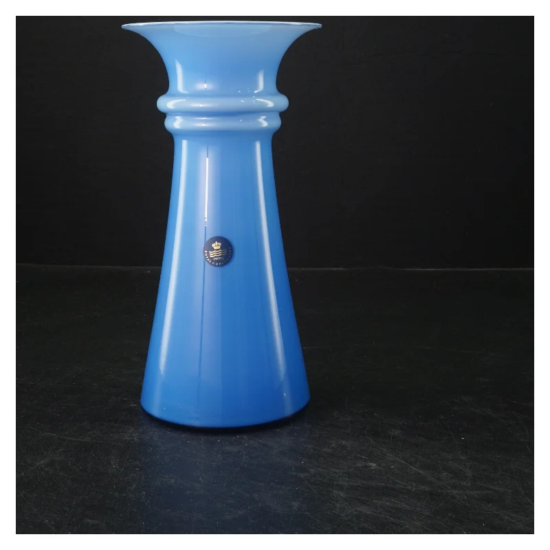 Kongelig blå vase fra Royal Copenhagen (str. 21,5x11,5 cm)