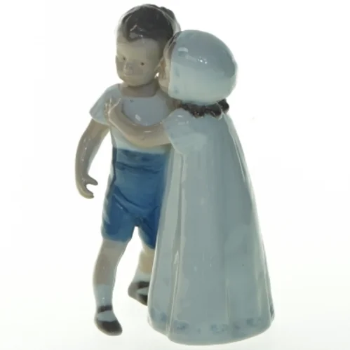 Porcelænsfigur af to børn fra B&G (str. 18x10 cm)