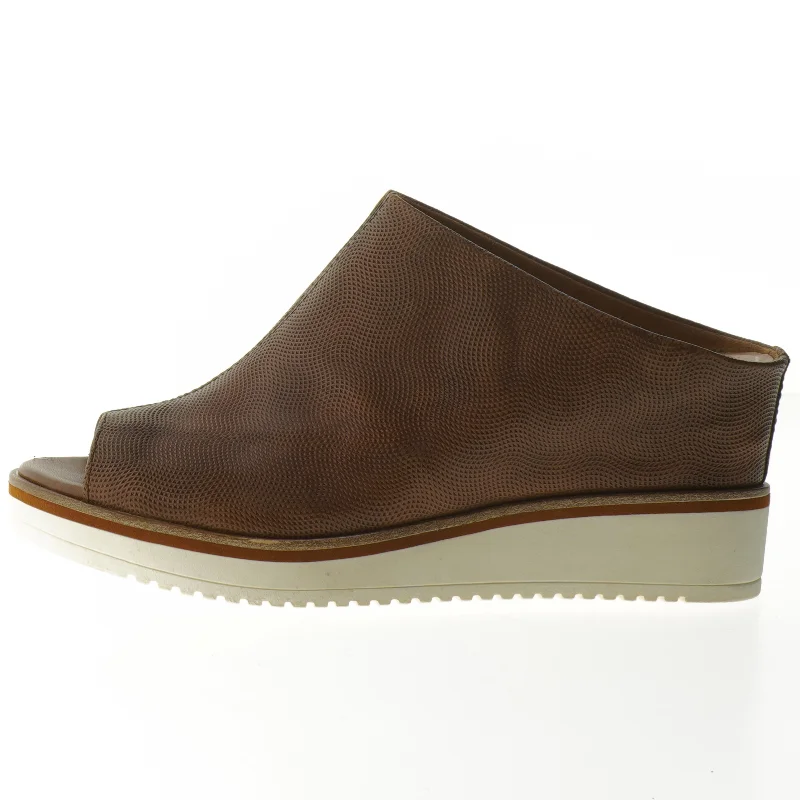  fra Tamaris (str. 39 ) 