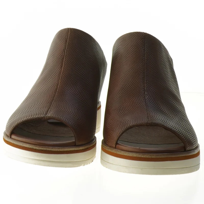  fra Tamaris (str. 39 ) 