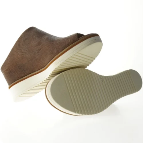  fra Tamaris (str. 39 ) 