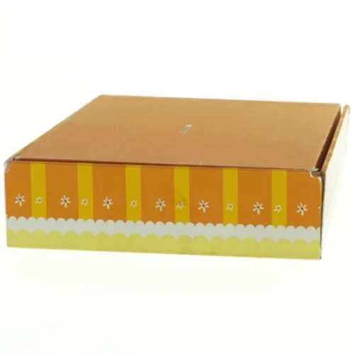 Isvafler med farverige kugler