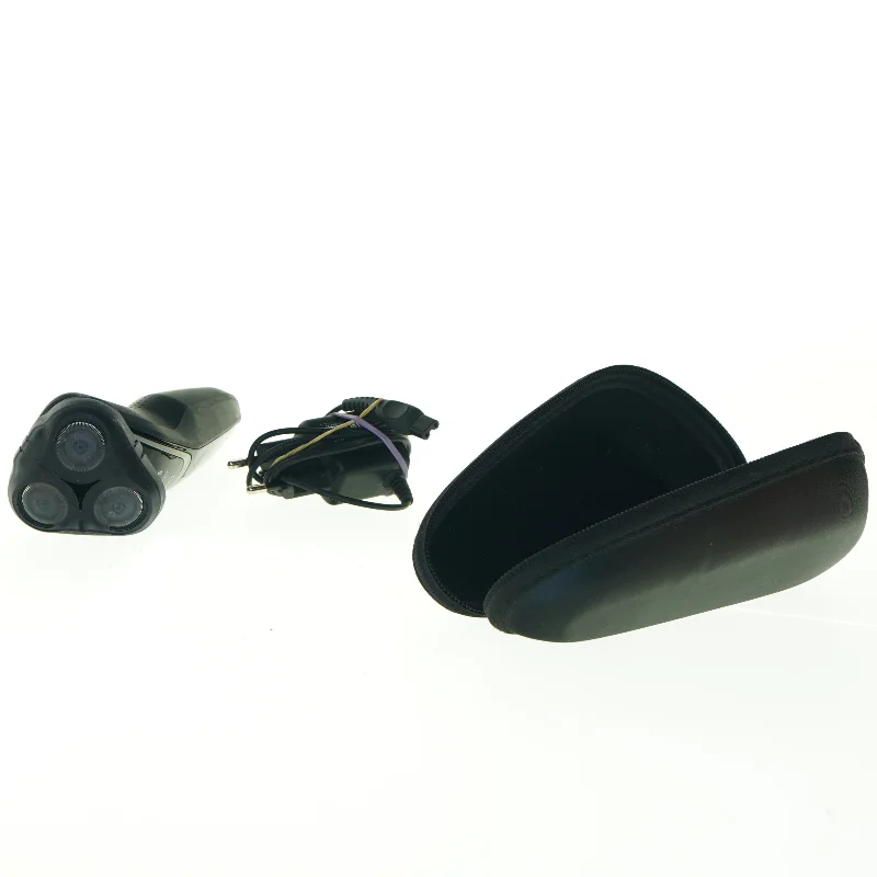 Elektrisk barbermaskine med etui og oplader fra Philips (str. 20 cm)