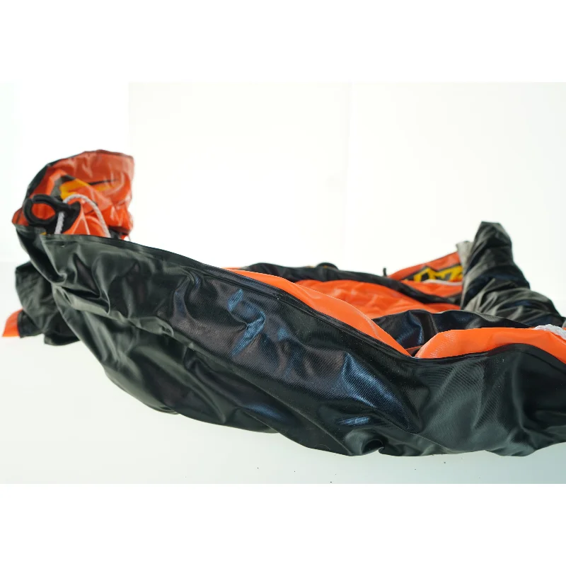 Gummibåd med pumpe fra Intex (str. 120 kg)