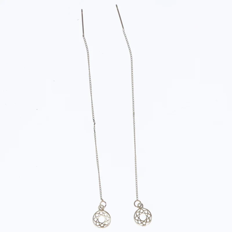 Sæt af lange øreringe med vedhæng (str. 11 cm)