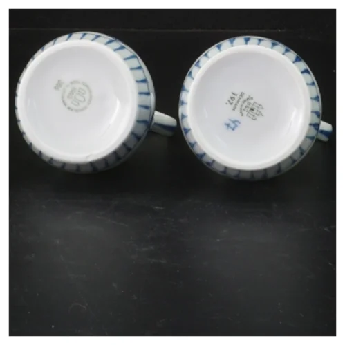 2 stk mussemalet 197/391 oli/eddike kander  Porcelænsflasker med låg fra Royal Copenhagen (str. 15 cm)